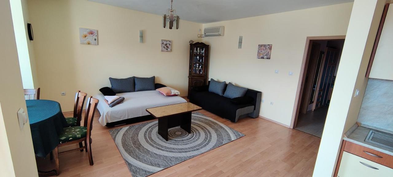 Sunny Fort Private Apartment Sunny Beach Buitenkant foto